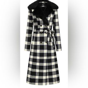 Bright and beautiful Caron coat in black and white plaid ***belt missing